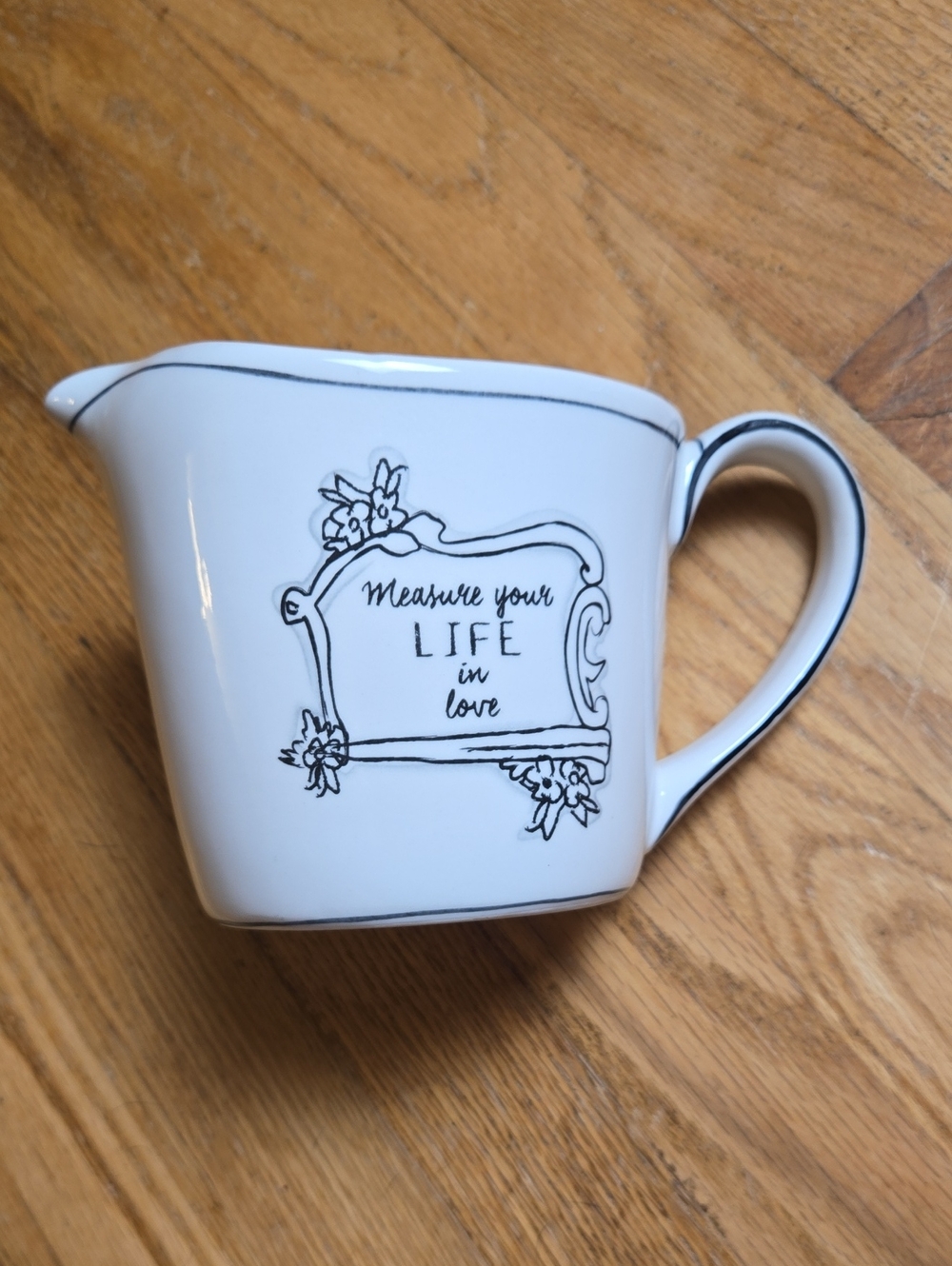 Anthropologie Katie Mandy 'Measure Yiur Life In Love' measuring cup